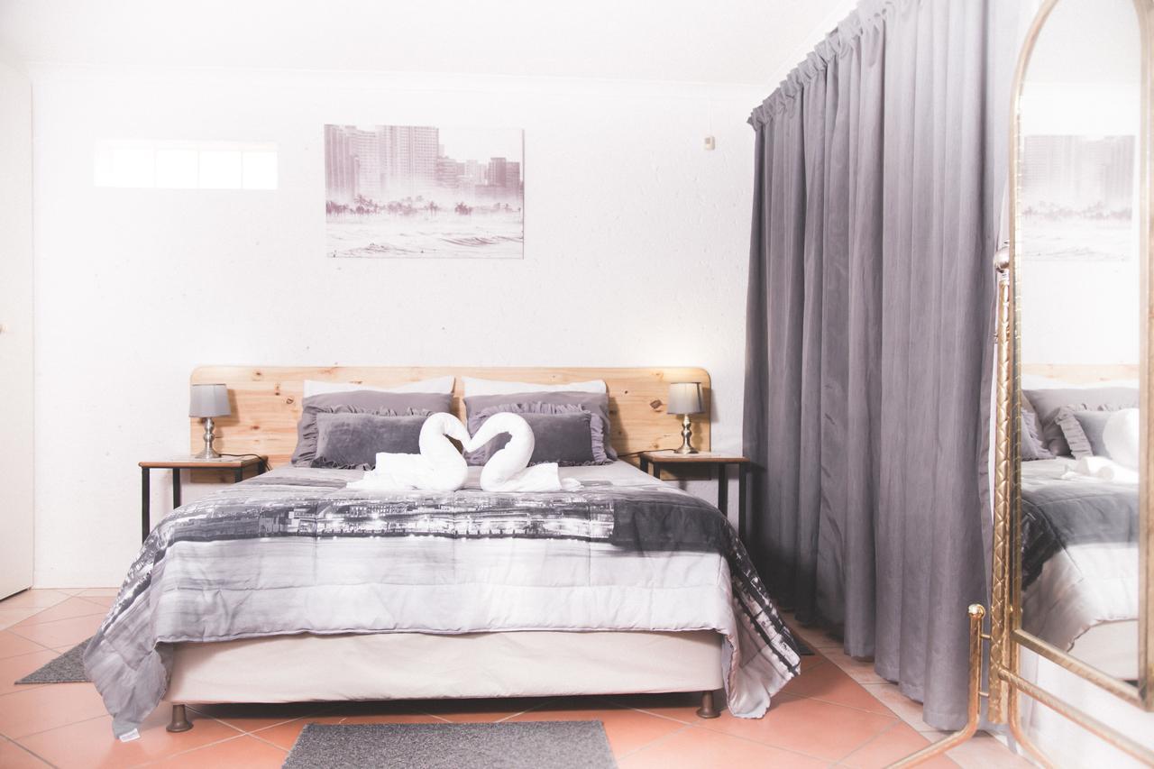 29 Polvy Street Hotel Mbombela Eksteriør billede