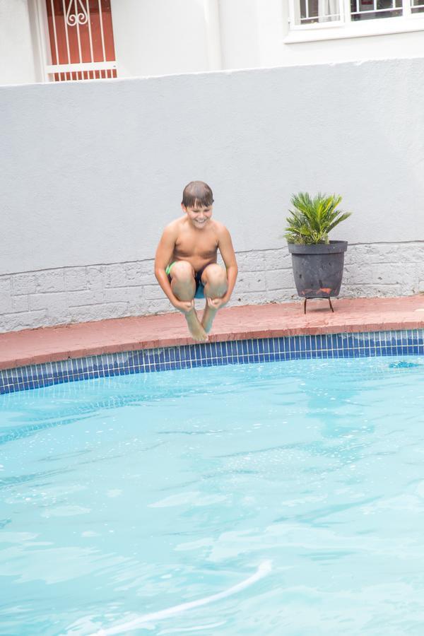 29 Polvy Street Hotel Mbombela Eksteriør billede