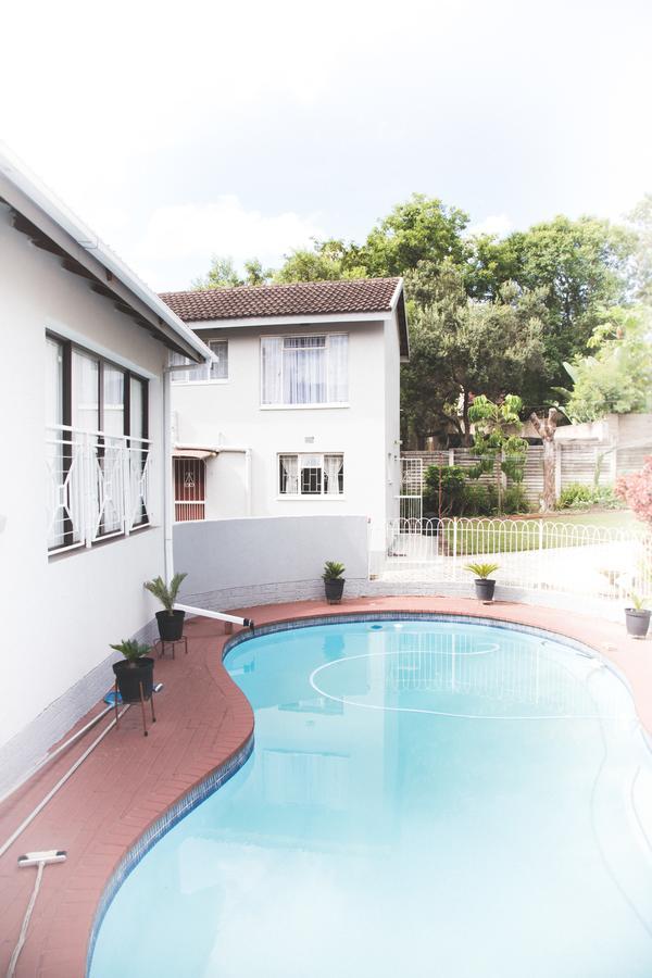 29 Polvy Street Hotel Mbombela Eksteriør billede