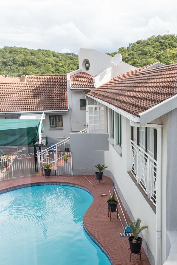 29 Polvy Street Hotel Mbombela Eksteriør billede